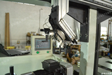 数控车床三轴机械手
